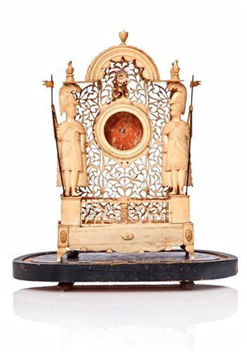 Lot 160 - A VERY FINE EARLY 19TH-CENTURY NAPOLEONIC FRENCH PRISONER-OF-WAR PIERCED BONE WATCH STAND