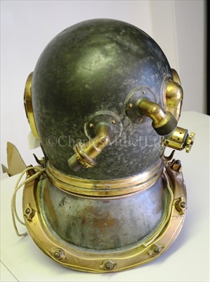 Lot 222 - A 12-BOLT DIVING HELMET AND SUIT BY SIEBE,...