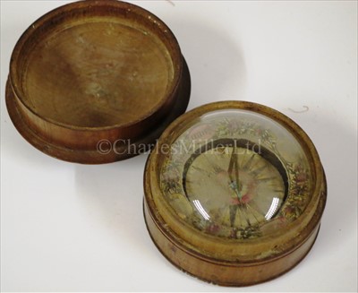 Lot 253 - A POCKET COMPASS SUNDIAL, ENGLISH, CIRCA...