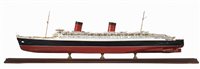 Lot 103 - A well-presented and detailed 1:350 scale wood...