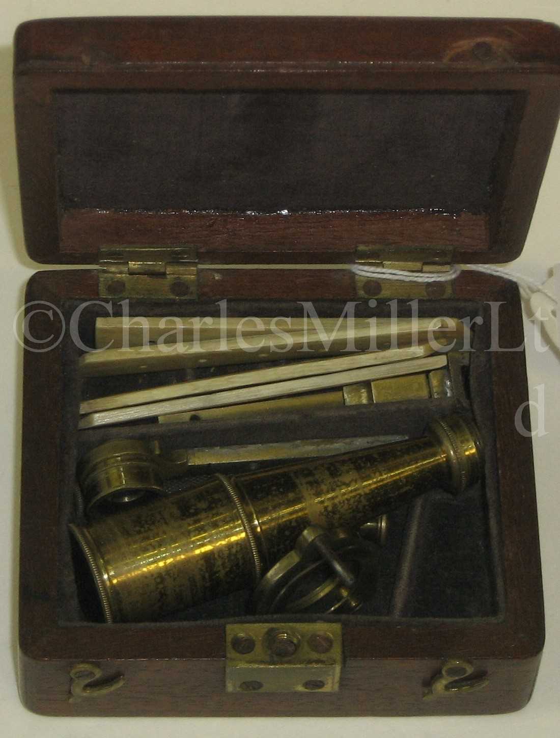 Lot 204 - AN EARLY 19TH-CENTURY BOTANIST'S MICROSCOPE BY...