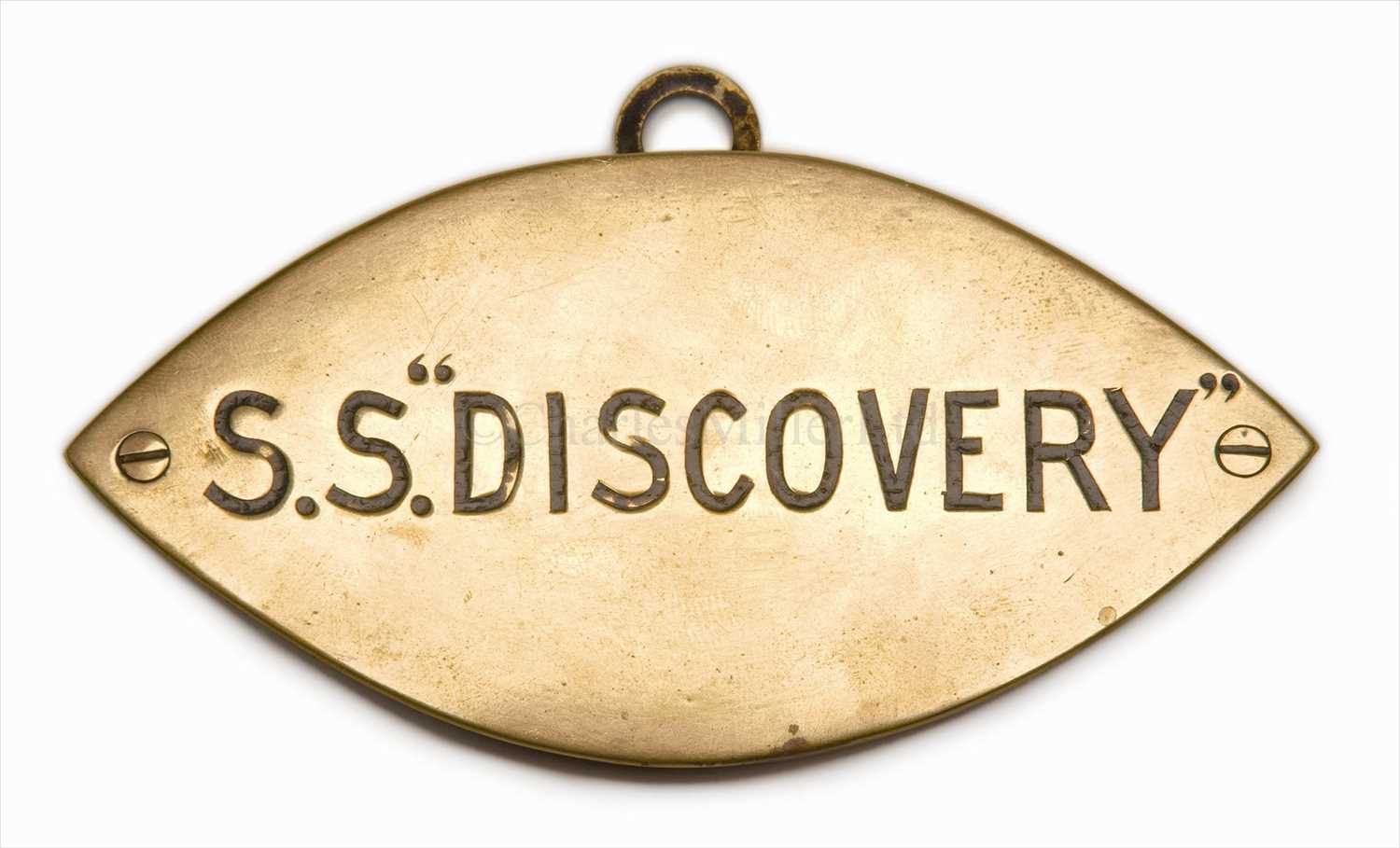Lot 59 - [CAPTAIN ROBERT FALCON SCOTT] S.S. DISCOVERY: A BRASS LIFEBOAT PLATE, CIRCA 1901