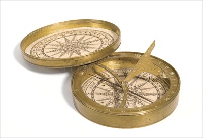 Lot 125 - A MID-18TH CENTURY POCKET COMPASS...
