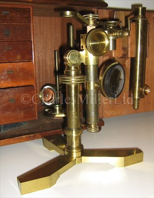 Lot 198 - A FINE LACQUERED-BRASS 'ACHROMATIC ENGIOSCOPE'...