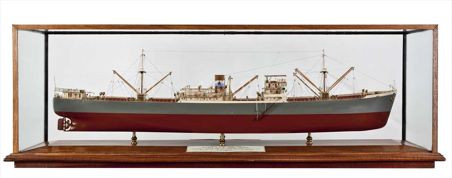 Lot 274 - A FINE DOCKYARD BUILDER'S MODEL FOR THE STEAM...