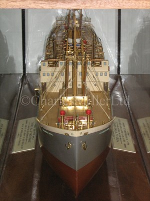 Lot 274 - A FINE DOCKYARD BUILDER'S MODEL FOR THE STEAM...