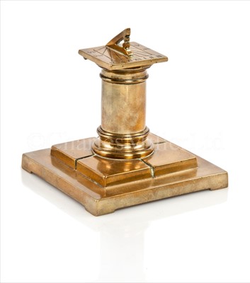 Lot 166 - AN EARLY 20TH CENTURY SUNDIAL INKWELL<br/>modelled...
