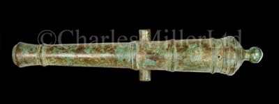 Lot 174 - A 2¼IN. BORE BRONZE CANNON FOR THE DUTCH EAST...