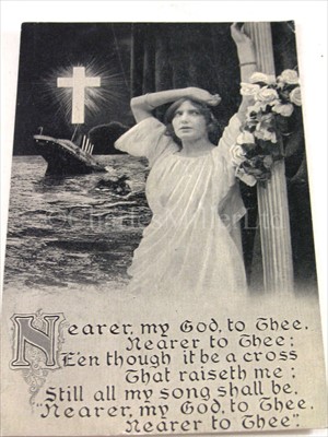 Lot 184 - R.M.S. TITANIC: COMMEMORATIVE POSTCARDS<br/>six...