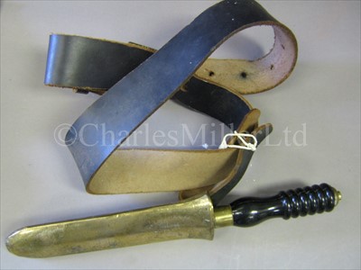 Lot 206 - A DIVER'S KNIFE AND BELT BY SIEBE GORMAN LTD...