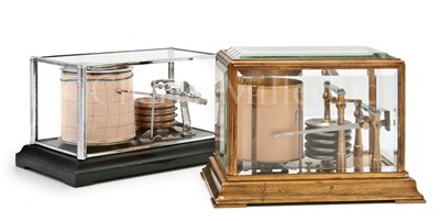 Lot 247 - A MID 20TH-CENTURY MINIATURE BAROGRAPH BY W....