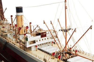Lot 301 - A FINE AND DETAILED BUILDER'S DOCKYARD MODEL...